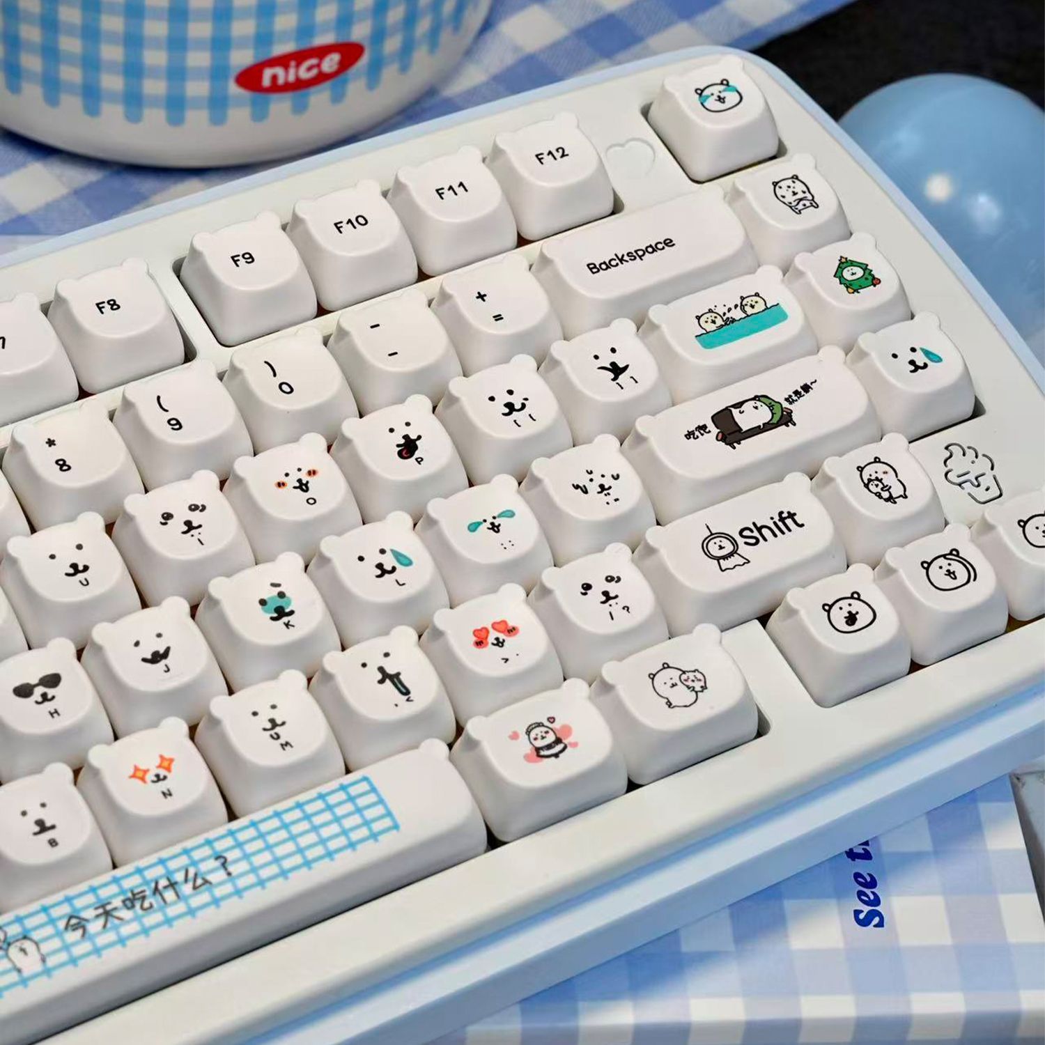 Gaming Accessories In Japan - أغطية مفاتيح PBT بتصميم دب كرتوني