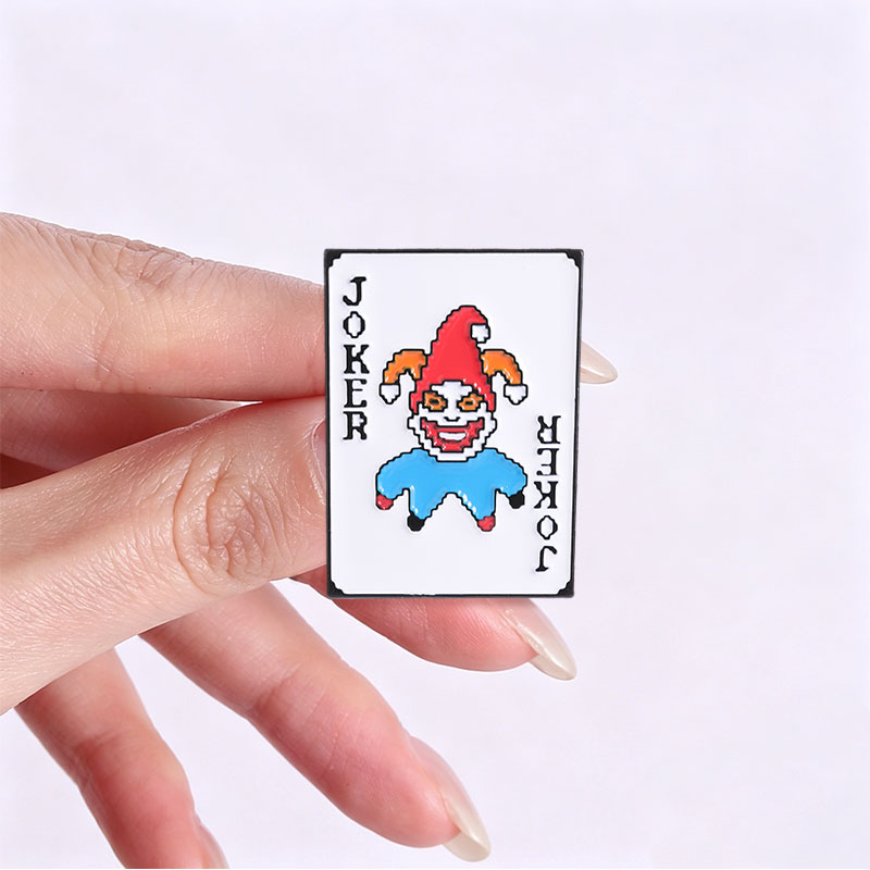 دبابيس وشارات وبروشات مينا بتص - مراجعة Joker Gaming Accessories وسعره
