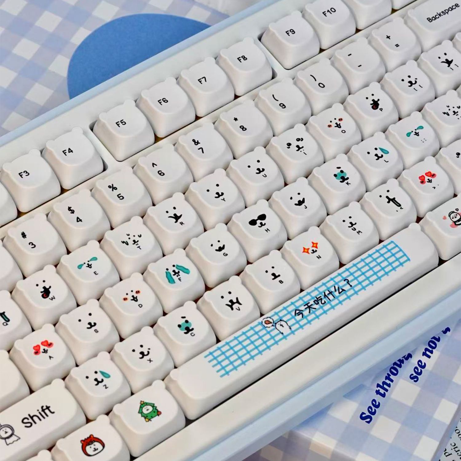 أغطية مفاتيح PBT بتصميم دب كرت - مراجعة Gaming Accessories In Japan وسعره
